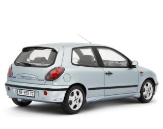 Fiat Bravo 2.0 HGT 1995 Grigio Sassi Laudoracing 1:18 Resinemodell (Türen, Motorhaube... nicht zu öffnen!)